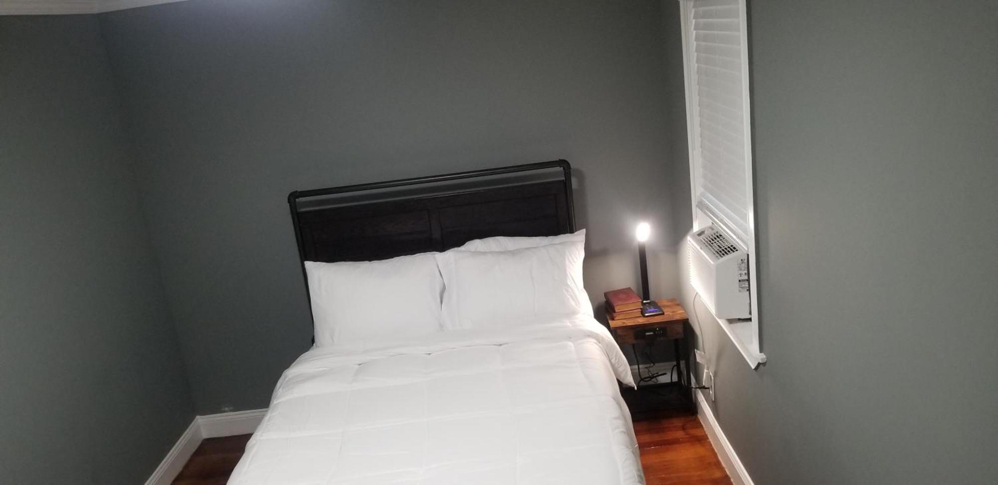 A Comfy Place In Queens Vakantiehuis *